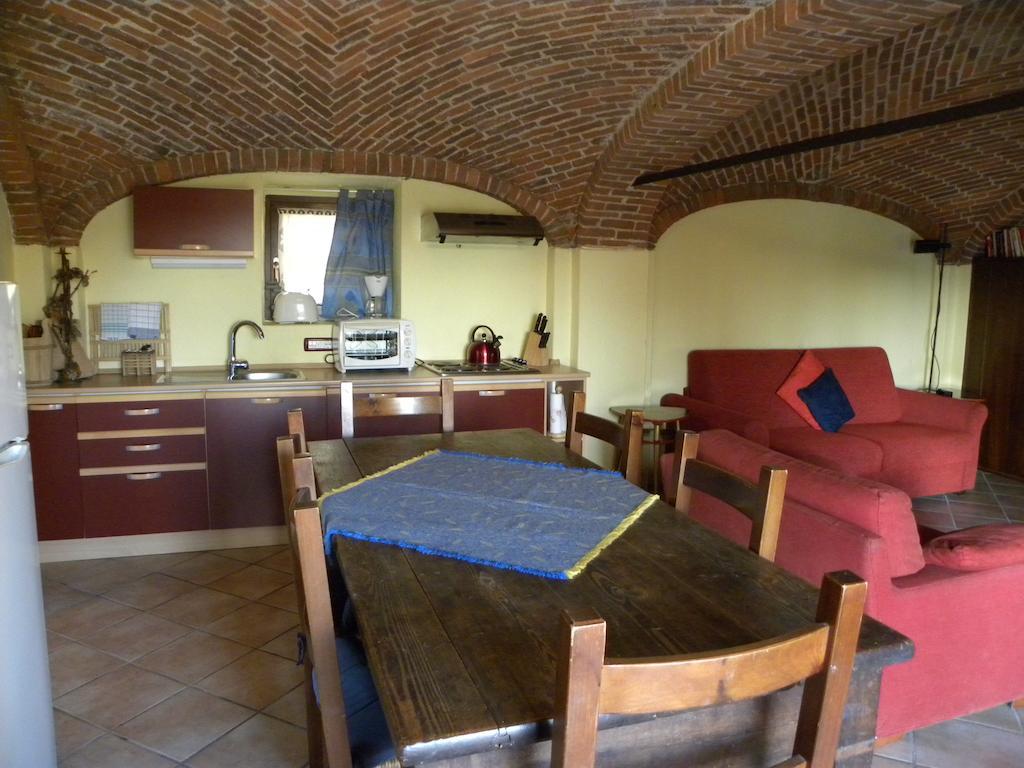 Agriturismo Fano'S Farm Suno Exteriör bild