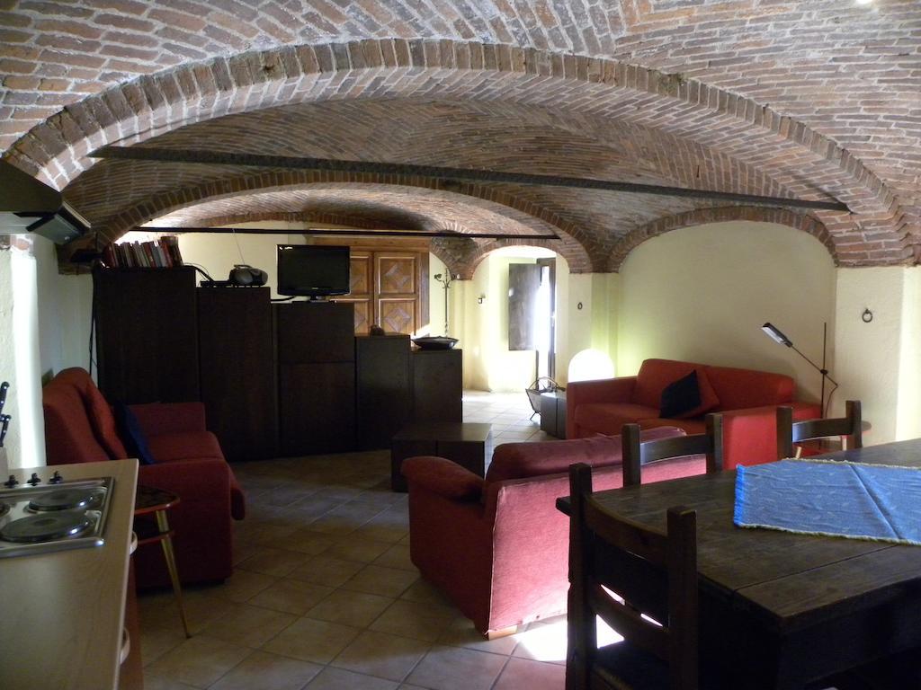 Agriturismo Fano'S Farm Suno Rum bild